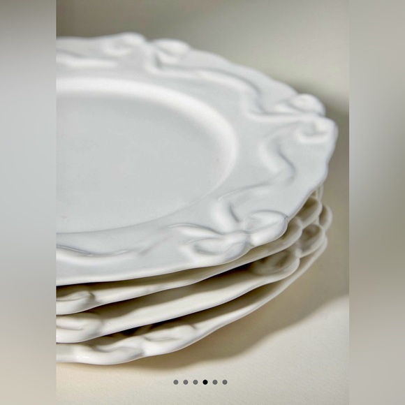 Anthropologie Stoneware Dinner Plates Set of 4 ~ Benedita Bow in White NWT